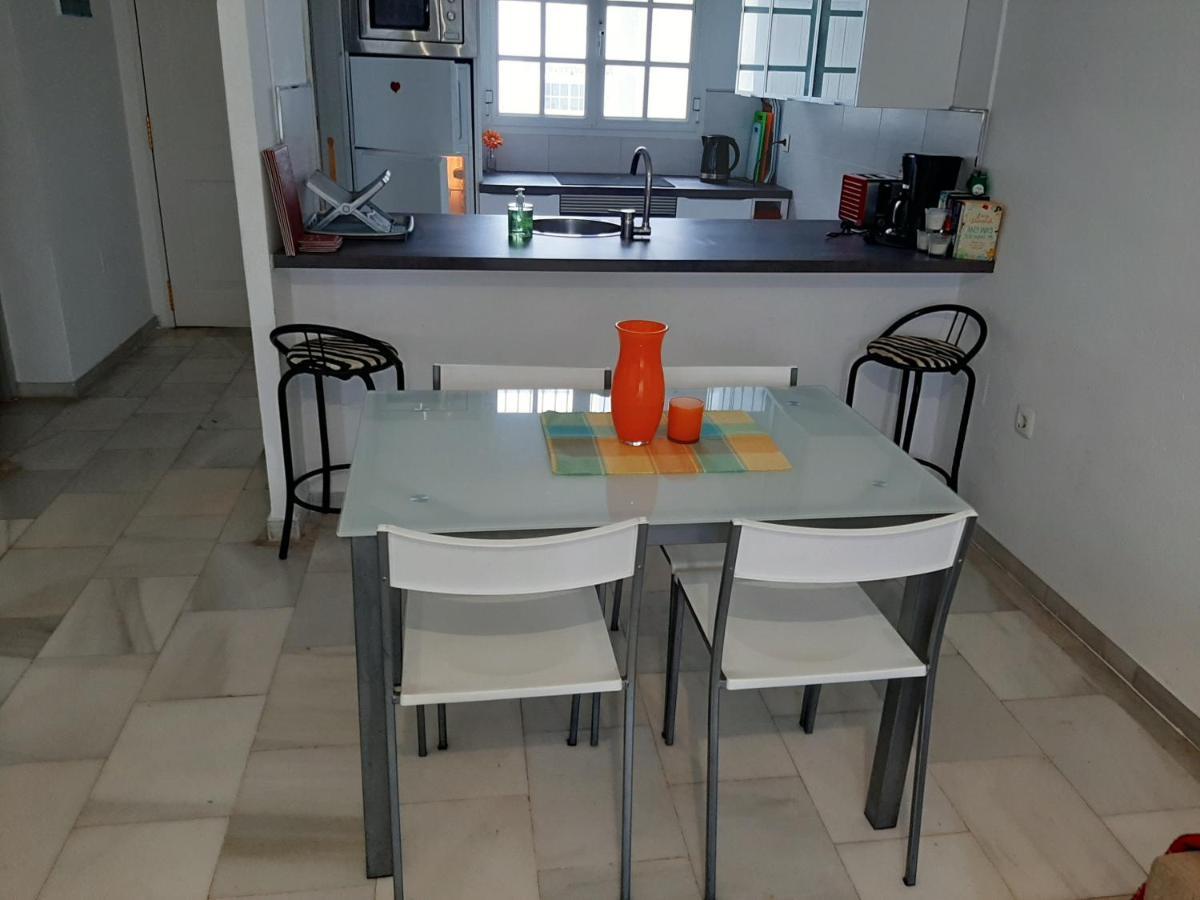 Puerto De La Duquesa Beach Apartment Castillo de Sabinillas Εξωτερικό φωτογραφία