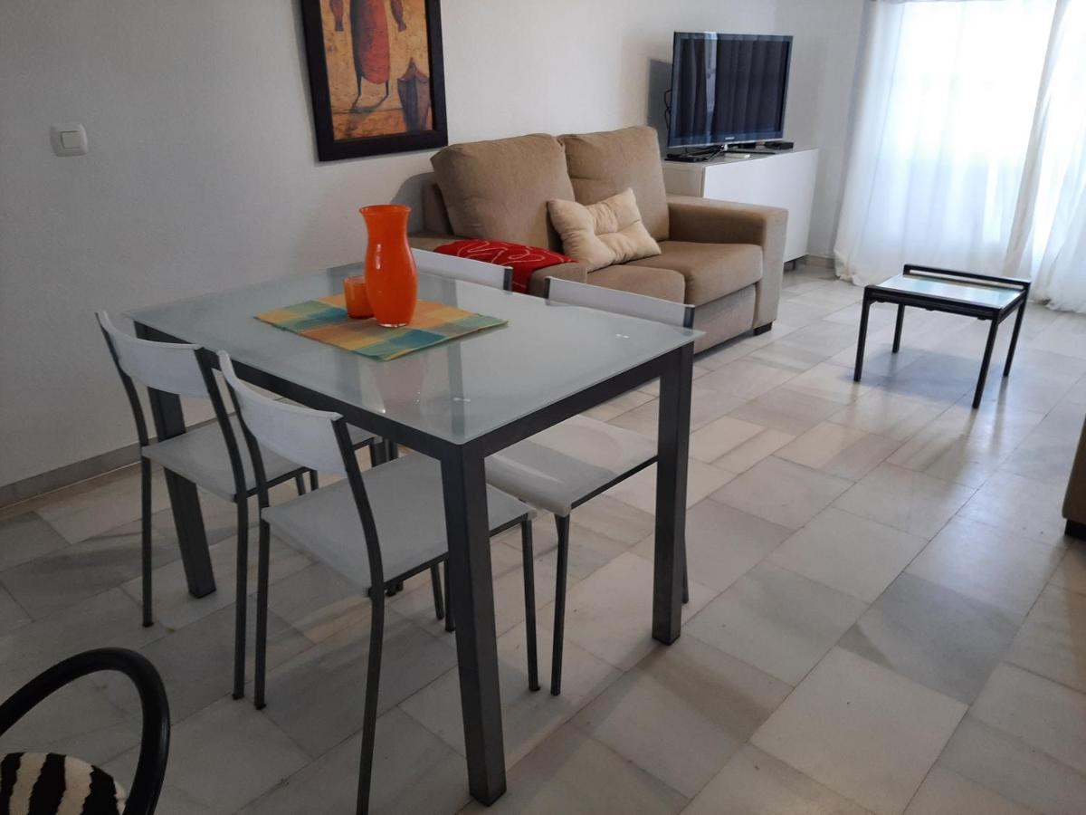 Puerto De La Duquesa Beach Apartment Castillo de Sabinillas Εξωτερικό φωτογραφία