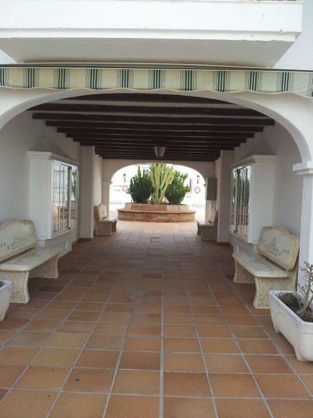 Puerto De La Duquesa Beach Apartment Castillo de Sabinillas Εξωτερικό φωτογραφία