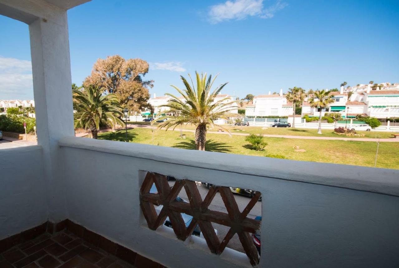 Puerto De La Duquesa Beach Apartment Castillo de Sabinillas Εξωτερικό φωτογραφία