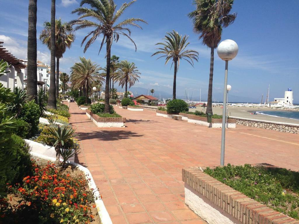 Puerto De La Duquesa Beach Apartment Castillo de Sabinillas Εξωτερικό φωτογραφία