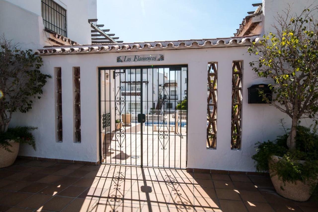 Puerto De La Duquesa Beach Apartment Castillo de Sabinillas Εξωτερικό φωτογραφία