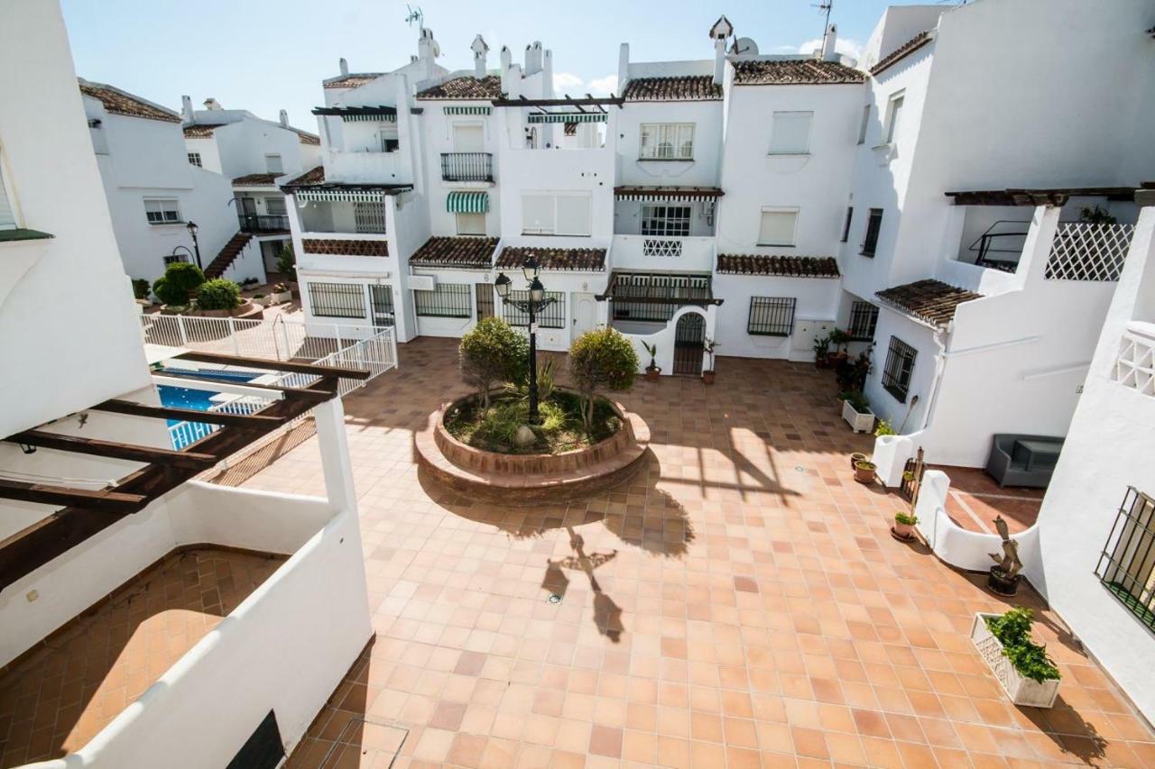 Puerto De La Duquesa Beach Apartment Castillo de Sabinillas Εξωτερικό φωτογραφία